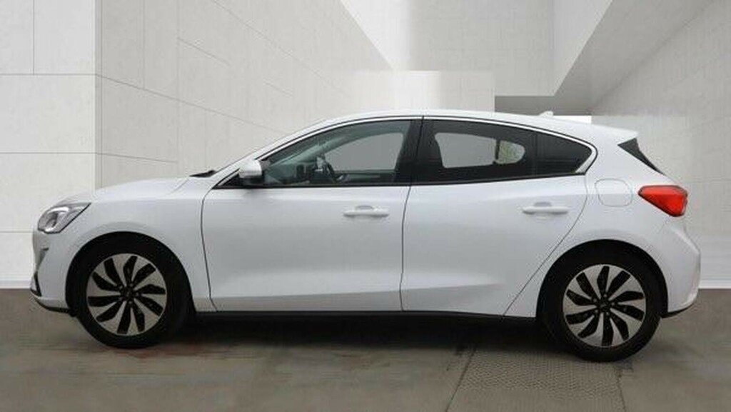 Ford Focus Hatchback 1.0T Ecoboost Zetec Euro 6 Ss White #5