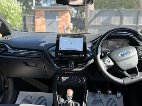 Ford Fiesta 1.0 Ecoboost Hybrid Mhev 125 St-line Edition  #4