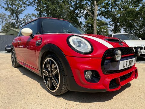 Mini Hatch 2.0 Cooper S Red
