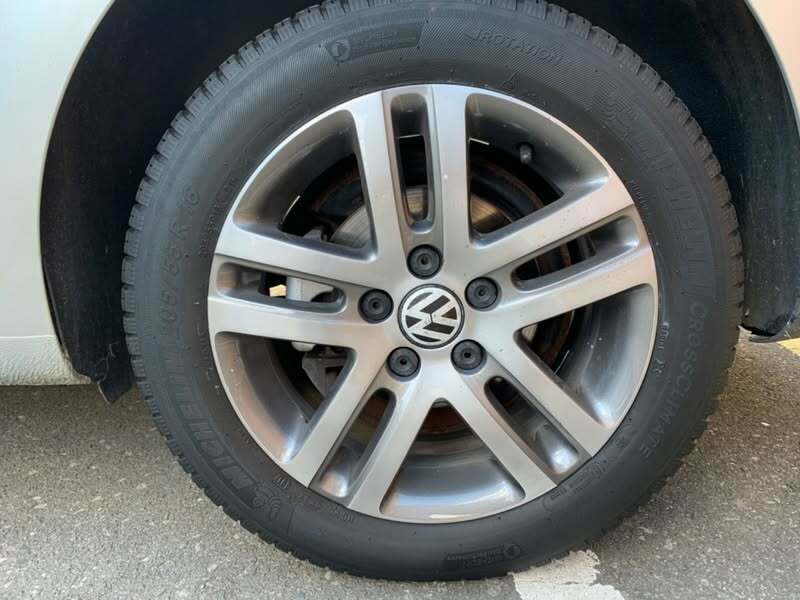Volkswagen Touran Se Tsi Dsg Silver #5