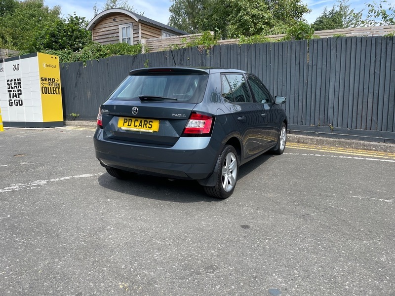 Skoda Fabia Se L Tsi Grey #3