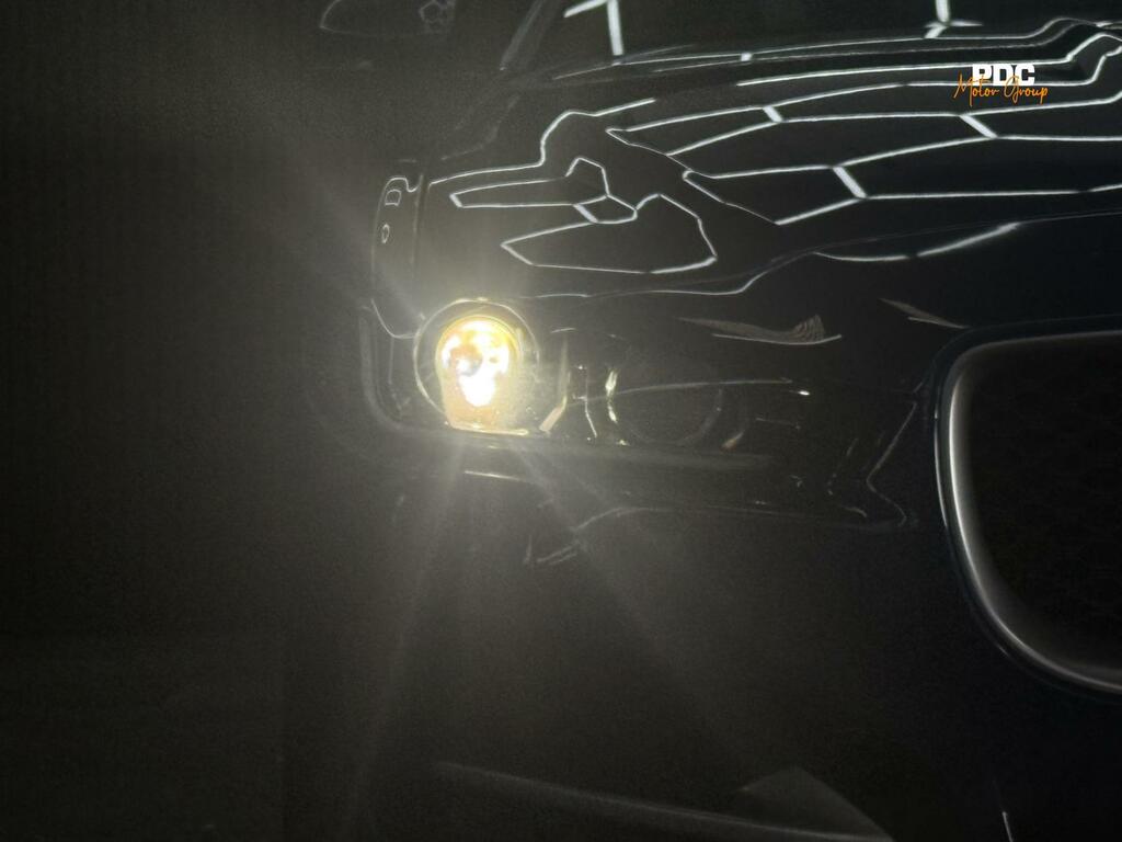 Jaguar XE 2L Prestige Grey #9