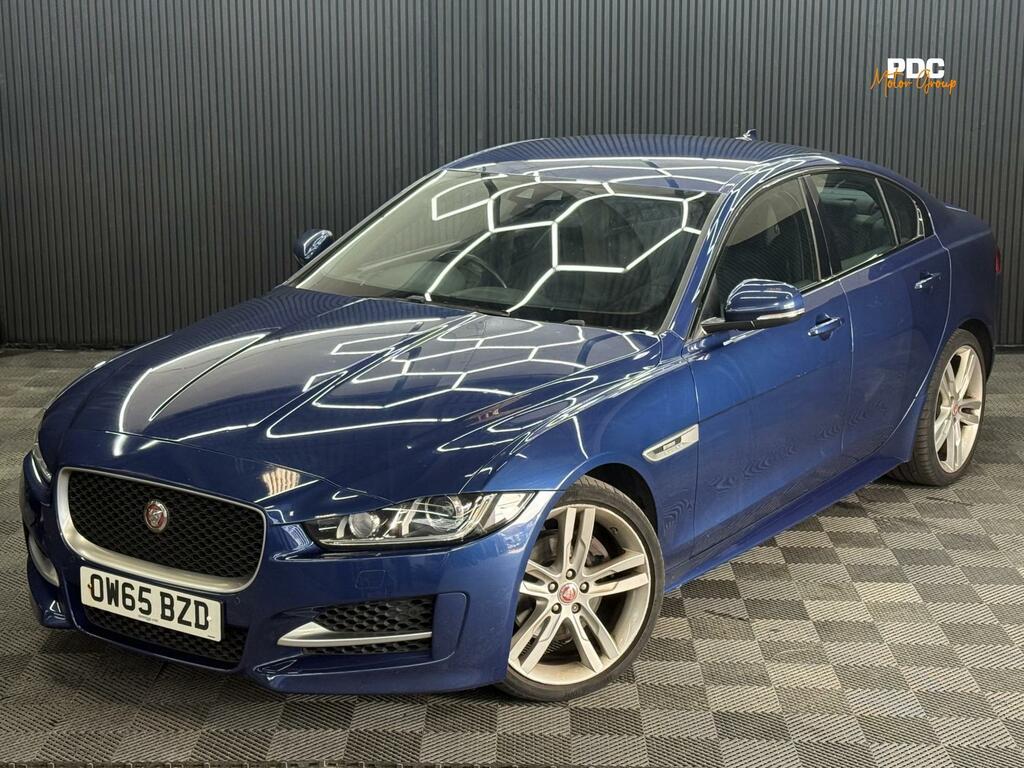Jaguar XE R-sport Blue