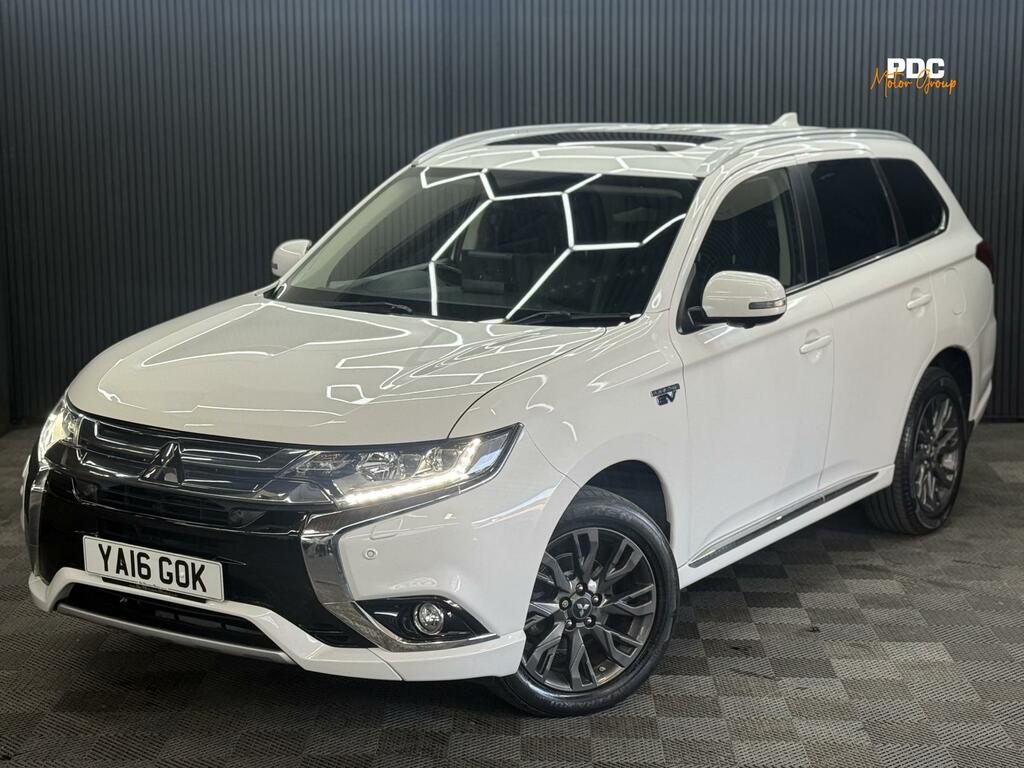Mitsubishi Outlander Hybrid Red #28