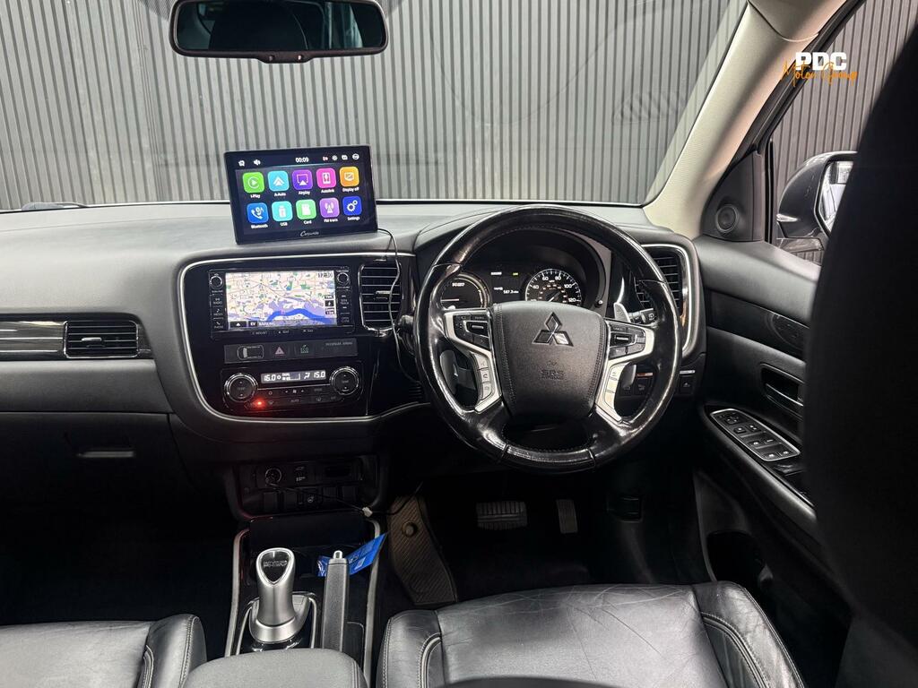 Mitsubishi Outlander Hybrid Red #21
