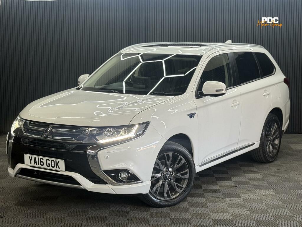 Mitsubishi Outlander Hybrid Red #29