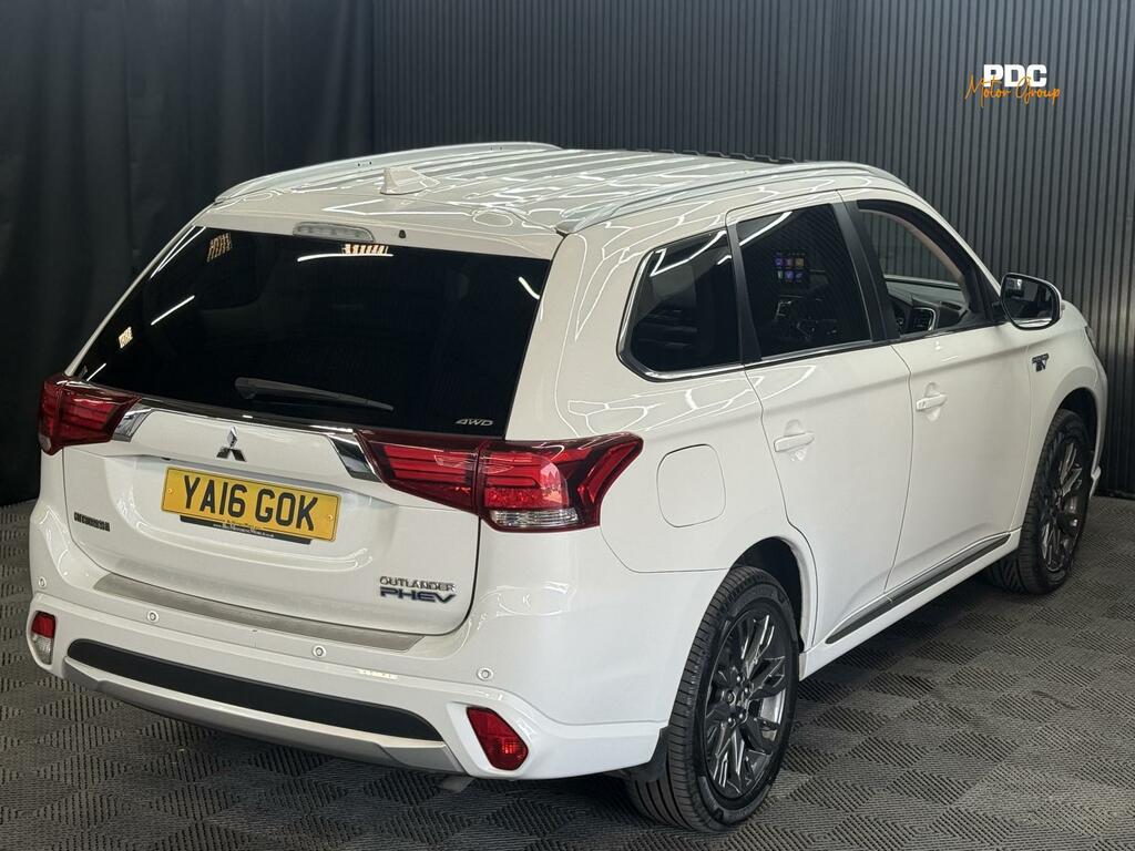 Mitsubishi Outlander Gx4hs White #4