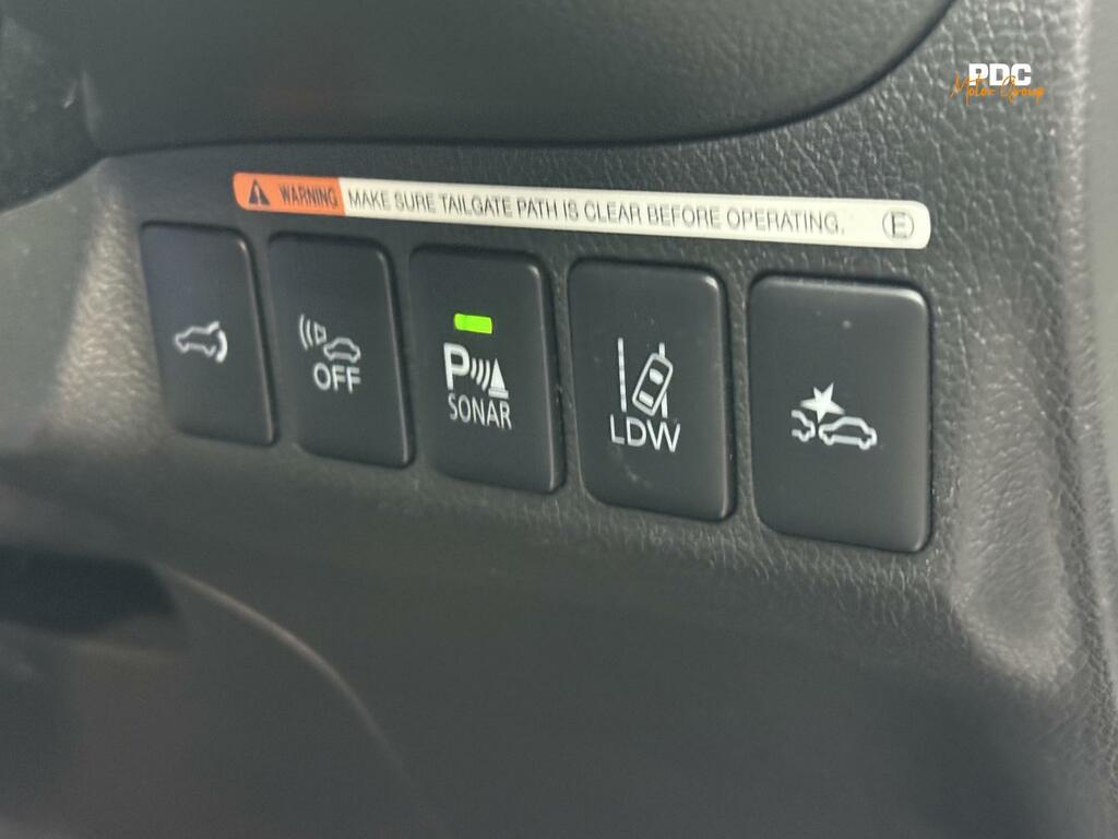 Mitsubishi Outlander Hybrid Red #42