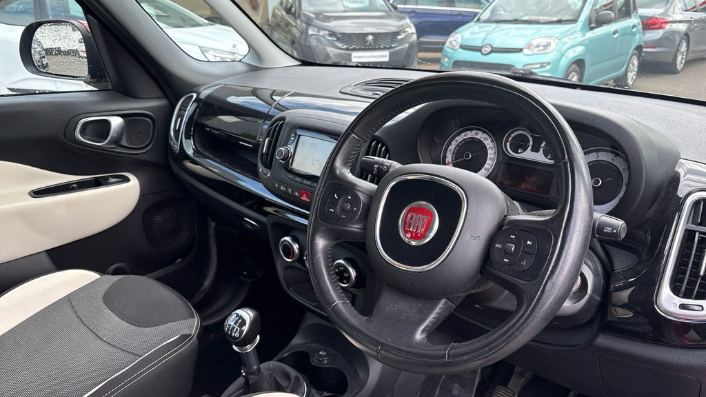 Fiat 500L 1.4 95Hp Trekking Red #6