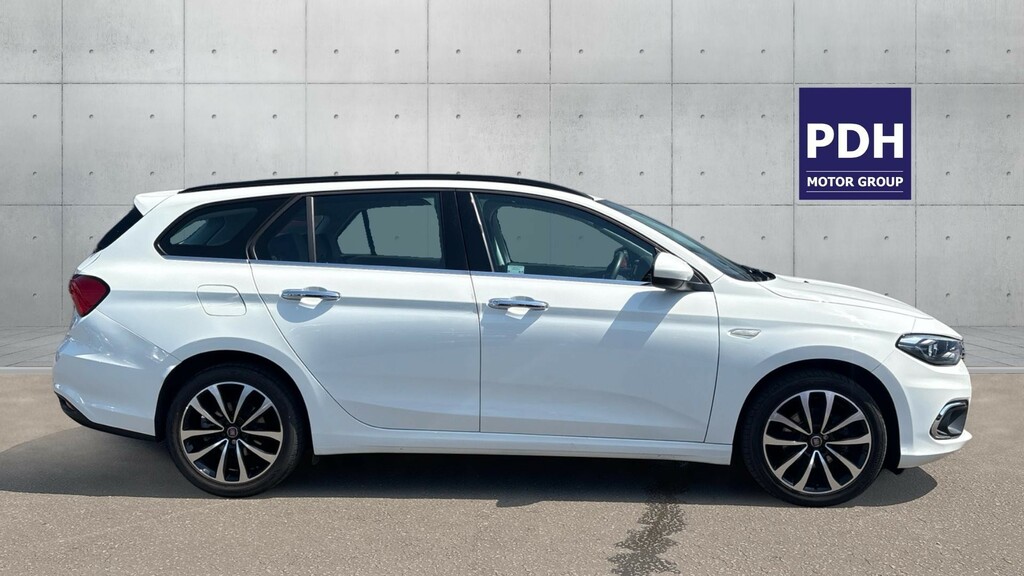 Fiat Tipo 1.4 T-jet 120Hp Lounge Estate White #2