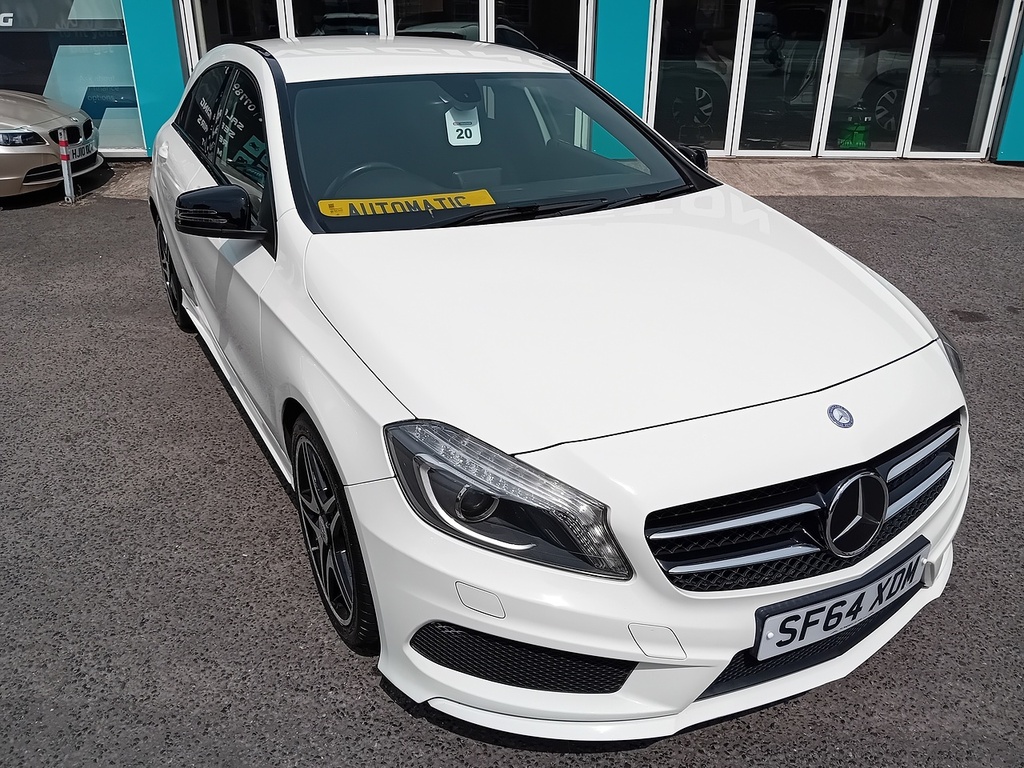 Mercedes-Benz A Class 2.1 A220 Cdi Amg Sport Hatchback 7G-dct SF64XDM White #2