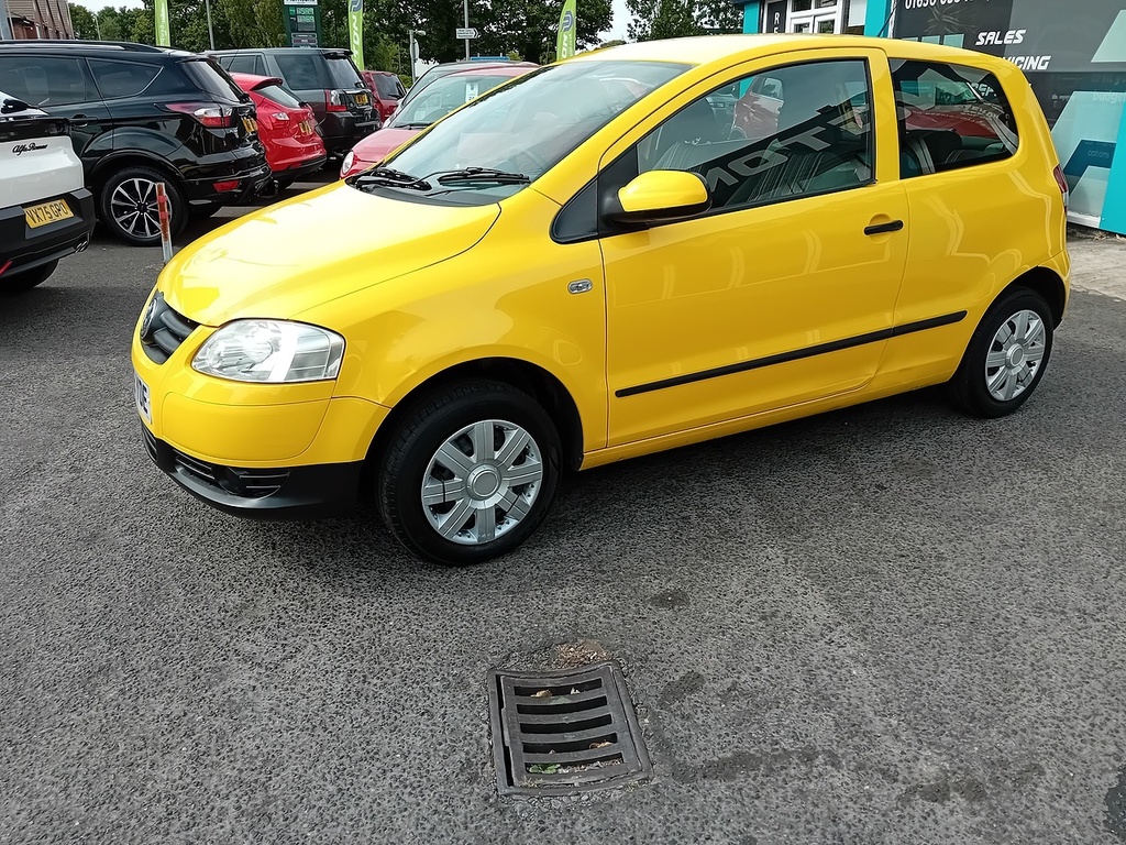 Volkswagen Fox 1.2 6V Urban Fox Hatchback Euro Yellow #5