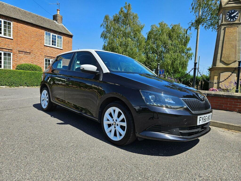 Skoda Fabia Hatchback 1.0 Colour Edition Euro 6 Ss 201 Black