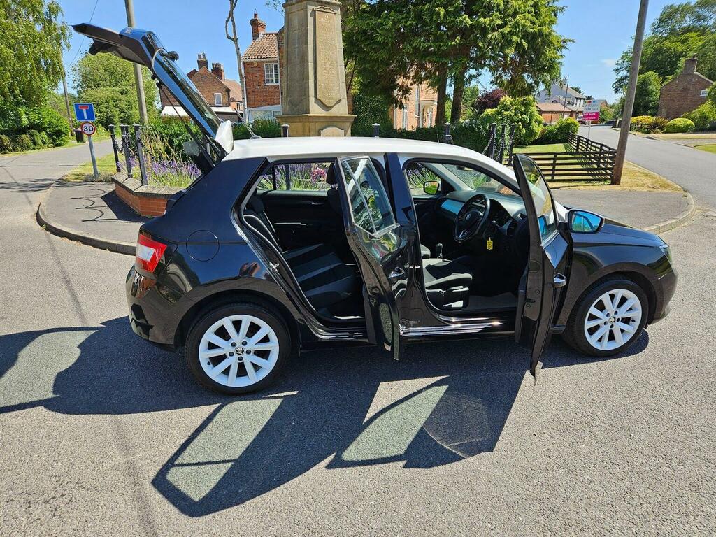 Skoda Fabia Hatchback 1.0 Colour Edition Euro 6 Ss 201 FY66WXU Black #3