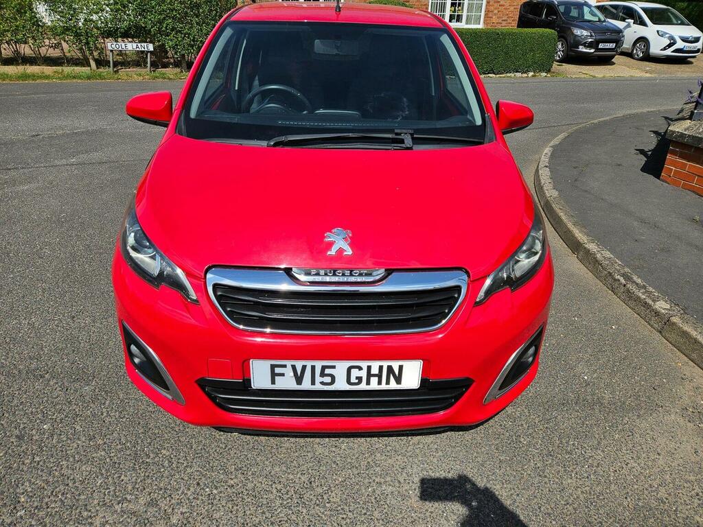 Peugeot 108 Hatchback 1.2 Vti Puretech Allure Euro 5 2015 FV15GHN Red #4
