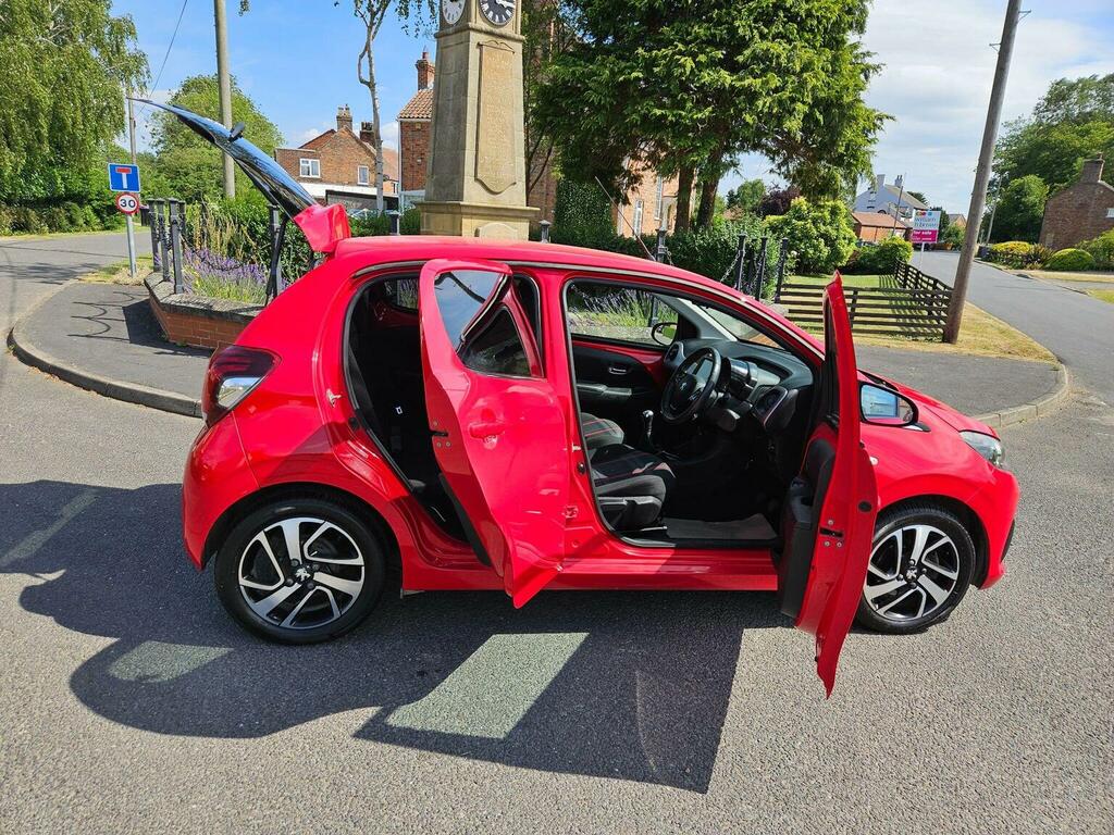 Peugeot 108 Hatchback 1.2 Vti Puretech Allure Euro 5 2015 FV15GHN Red #3