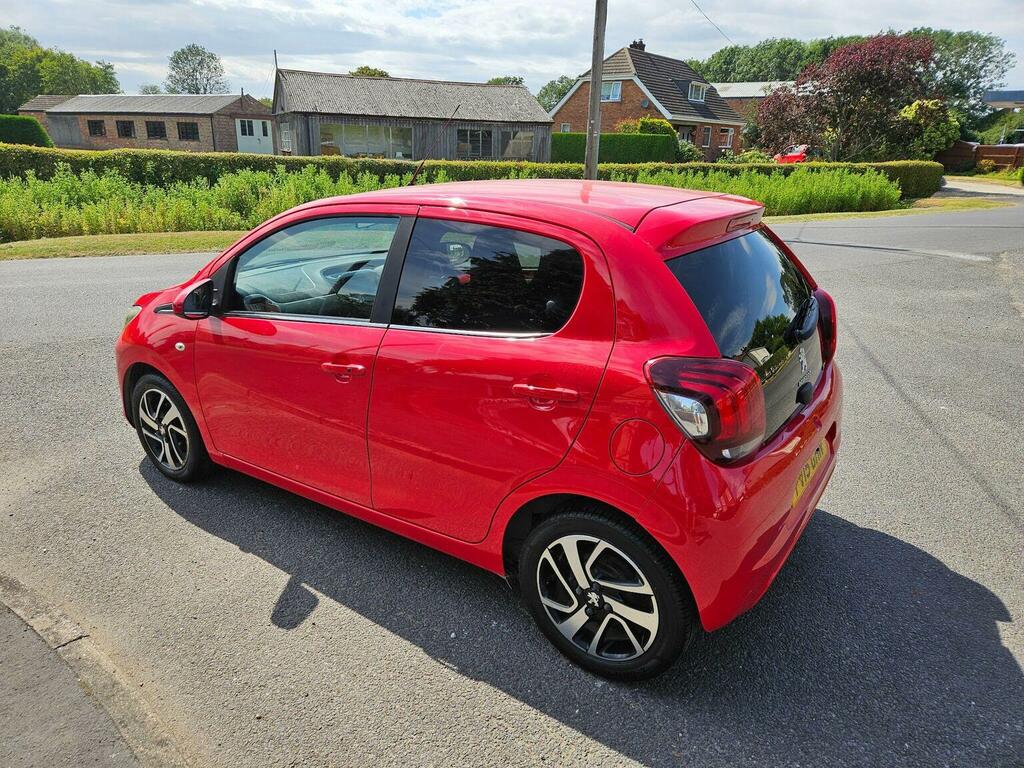 Peugeot 108 Hatchback 1.2 Vti Puretech Allure Euro 5 2015 Red