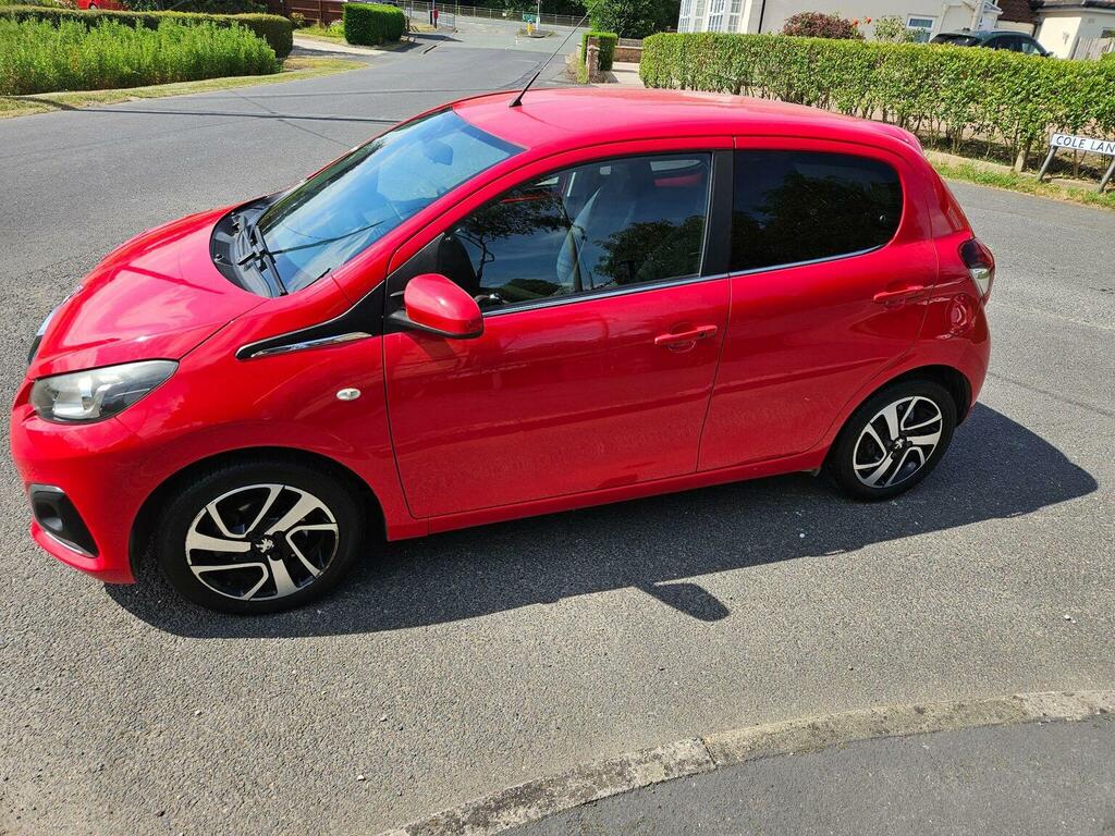 Peugeot 108 Hatchback 1.2 Vti Puretech Allure Euro 5 2015 FV15GHN Red #5