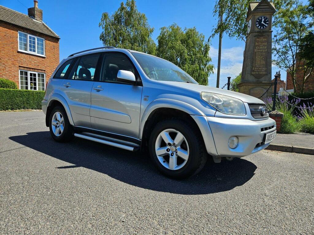 Toyota Rav 4 Xt-r Vvt-i 3-Door Grey #1
