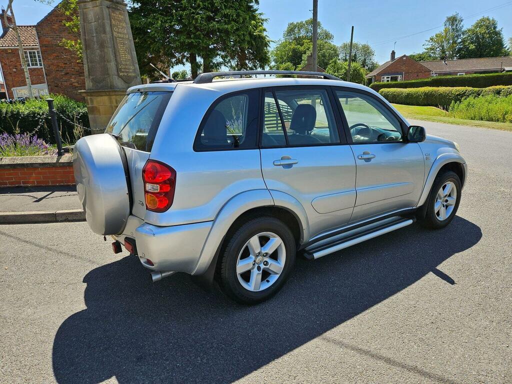 Toyota Rav 4 Xt-r Vvt-i 3-Door Grey #11