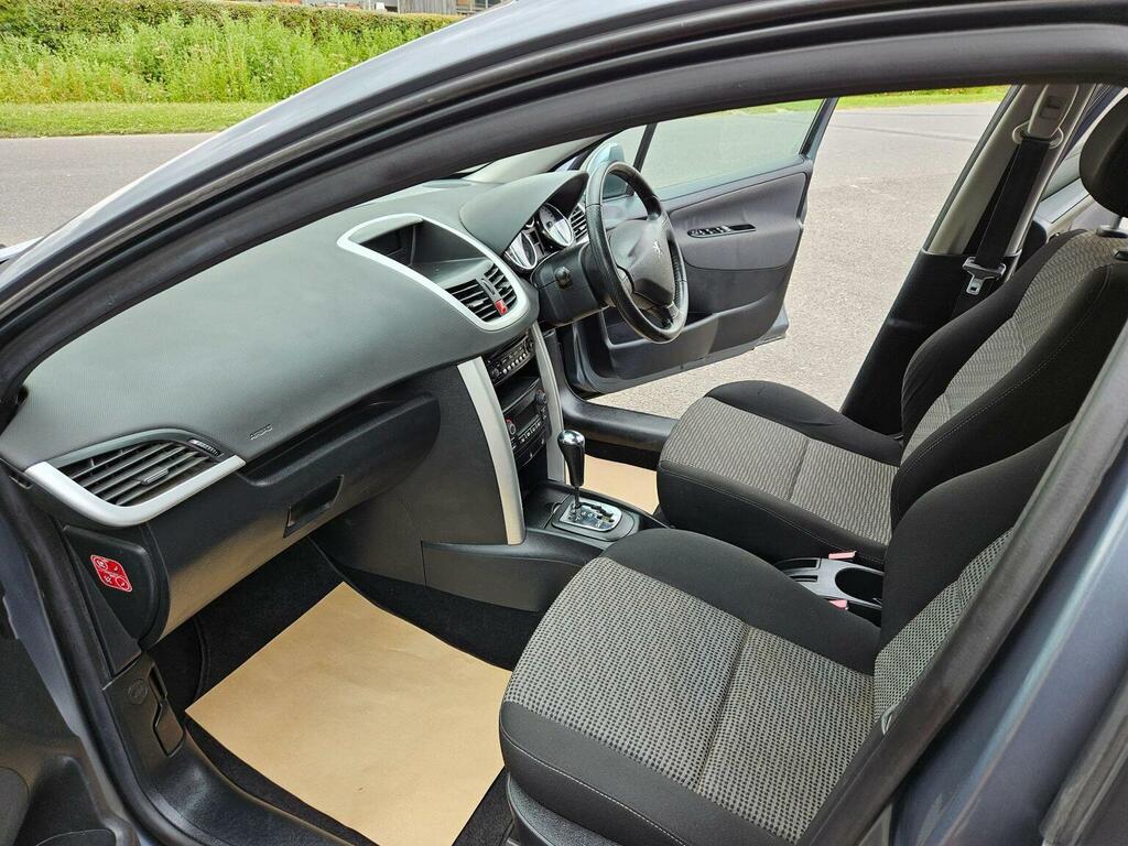 Peugeot 207 1.4 16V S 2 Tronic Black #19