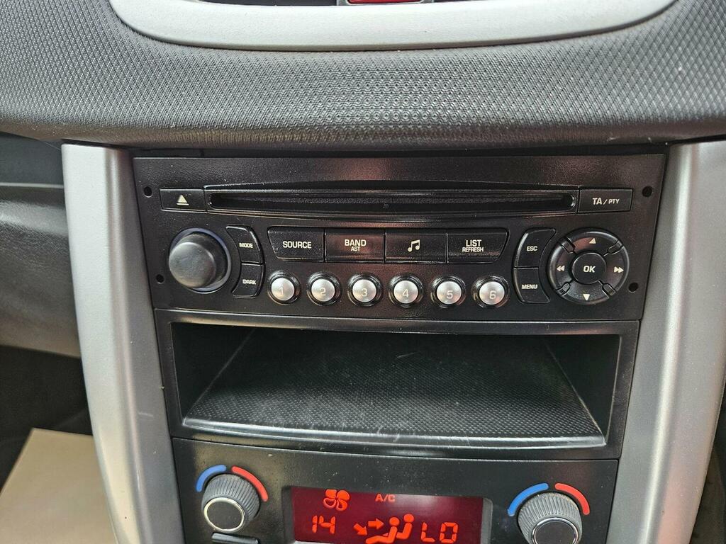 Peugeot 207 1.4 16V S 2 Tronic Black #23
