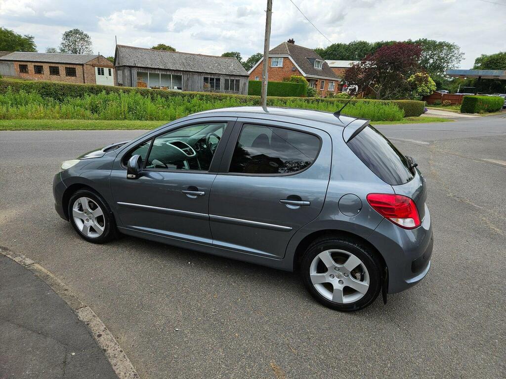 Peugeot 207 1.4 16V S 2 Tronic Black #11