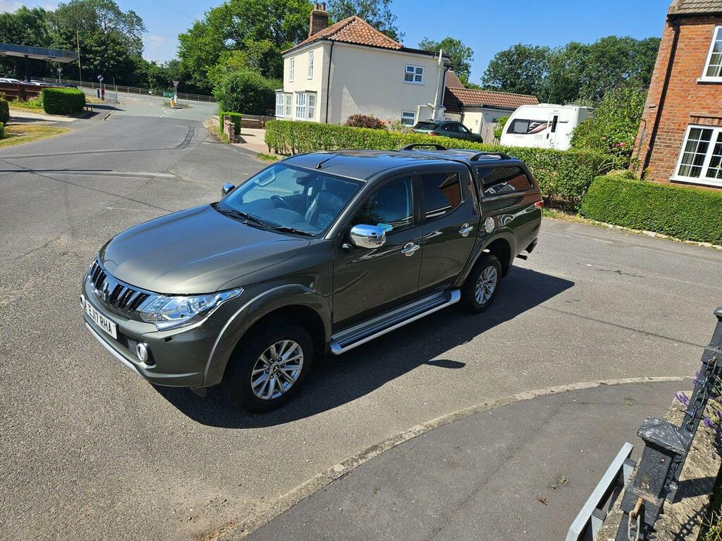 Mitsubishi L200 2.4 Di-d Dc Barbarian 4Wd Euro 6 Green #5