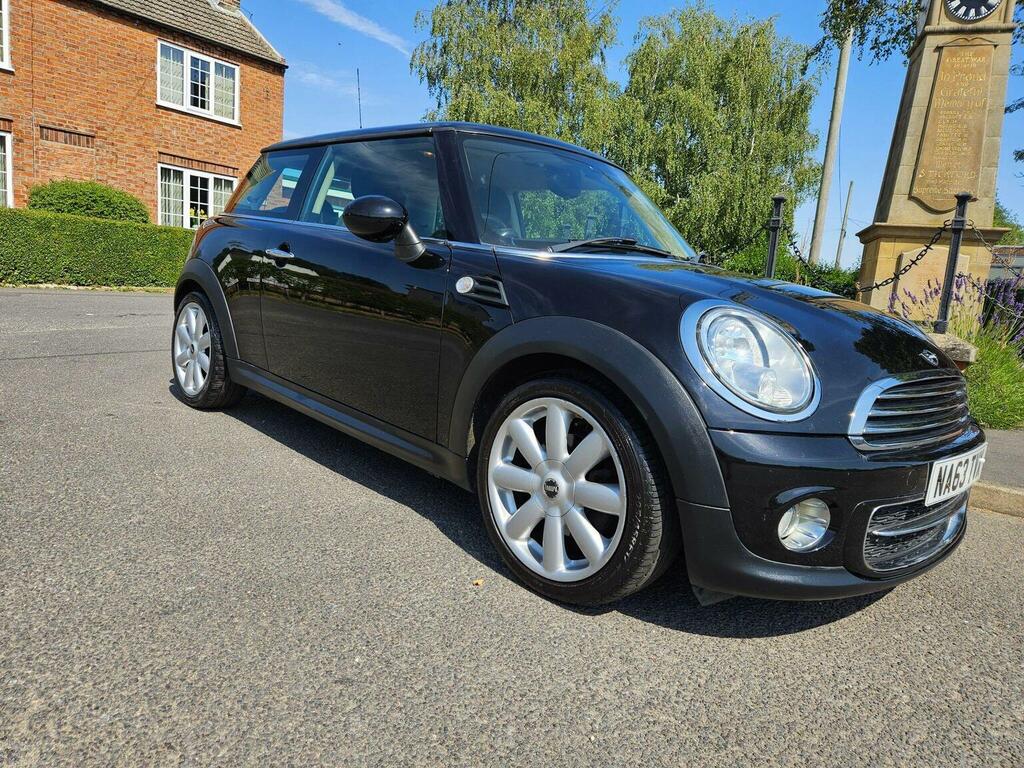 Mini Hatch Hatchback 1.6 Cooper D Euro 5 Ss 201463 Black
