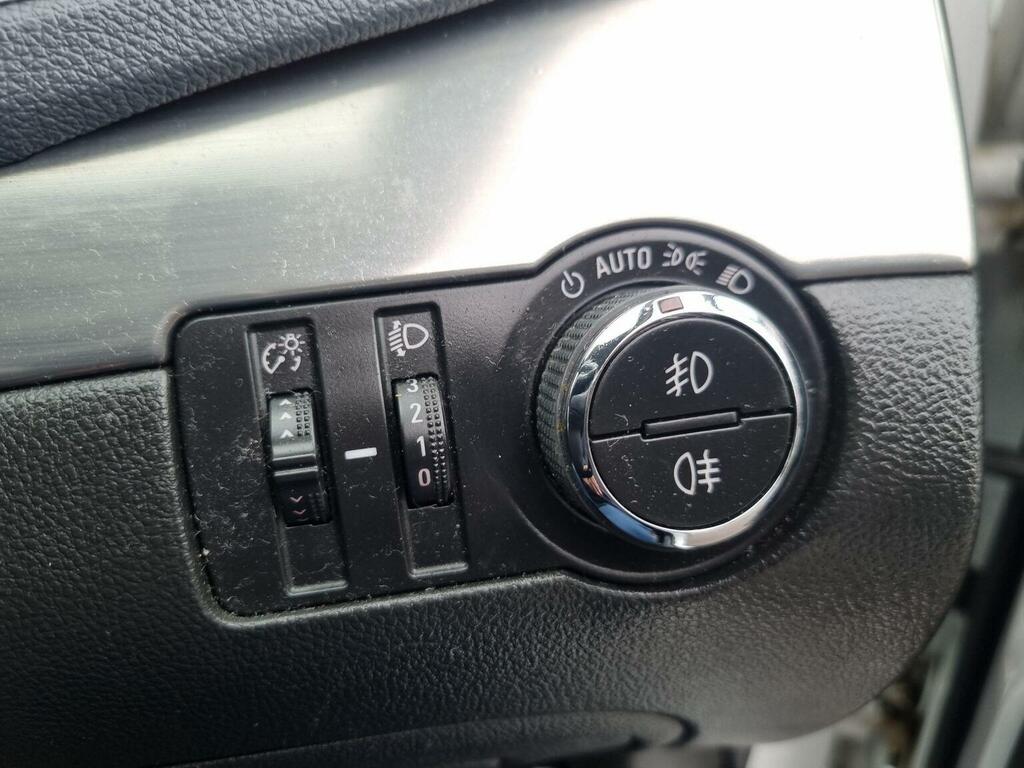 Vauxhall Mokka 1.4T Exclusiv White #19