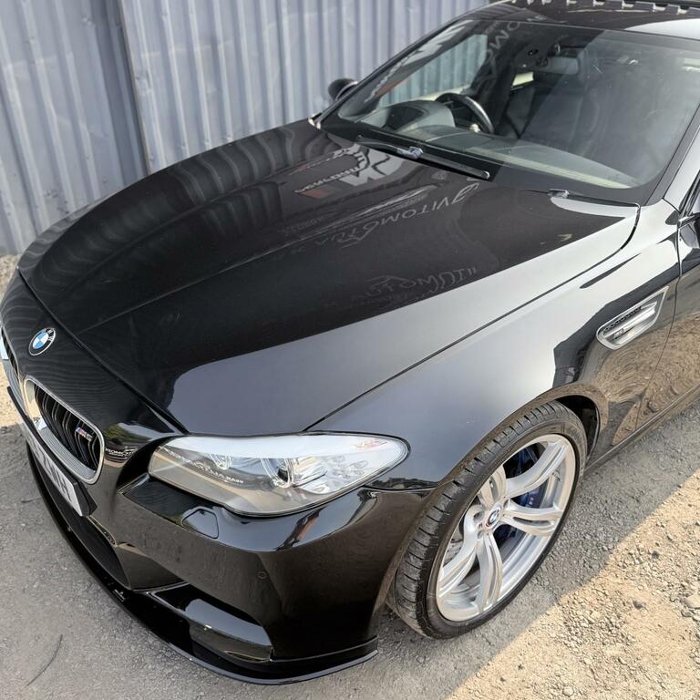BMW M5 4.4 M5 Saloon Black #6