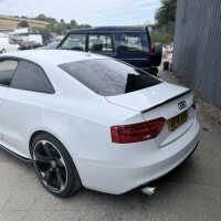 Audi A5 3.0 Tdi V6 Black Edition White #4