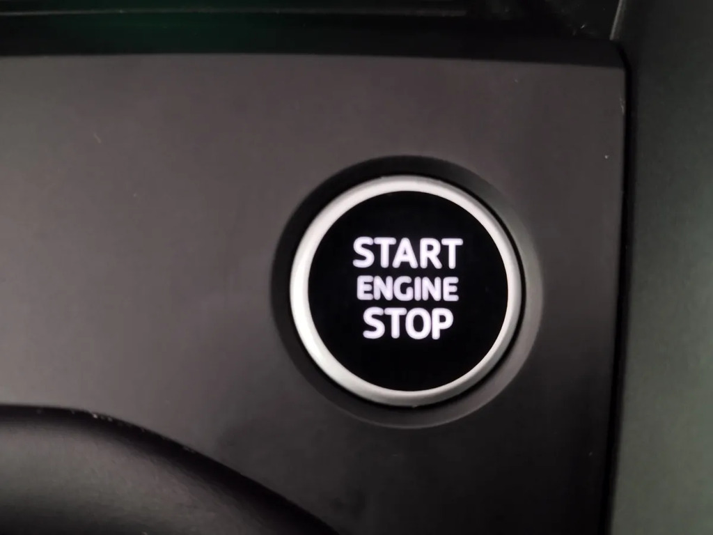 Suzuki Swace 1.8H Ultra Cvt Euro 6 Ss Black #22