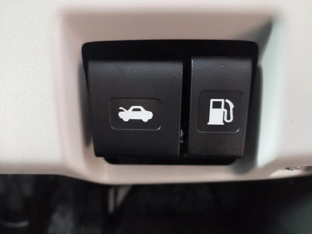 Suzuki Swift 1.2 Mild Hybrid Motion Cvt White #22
