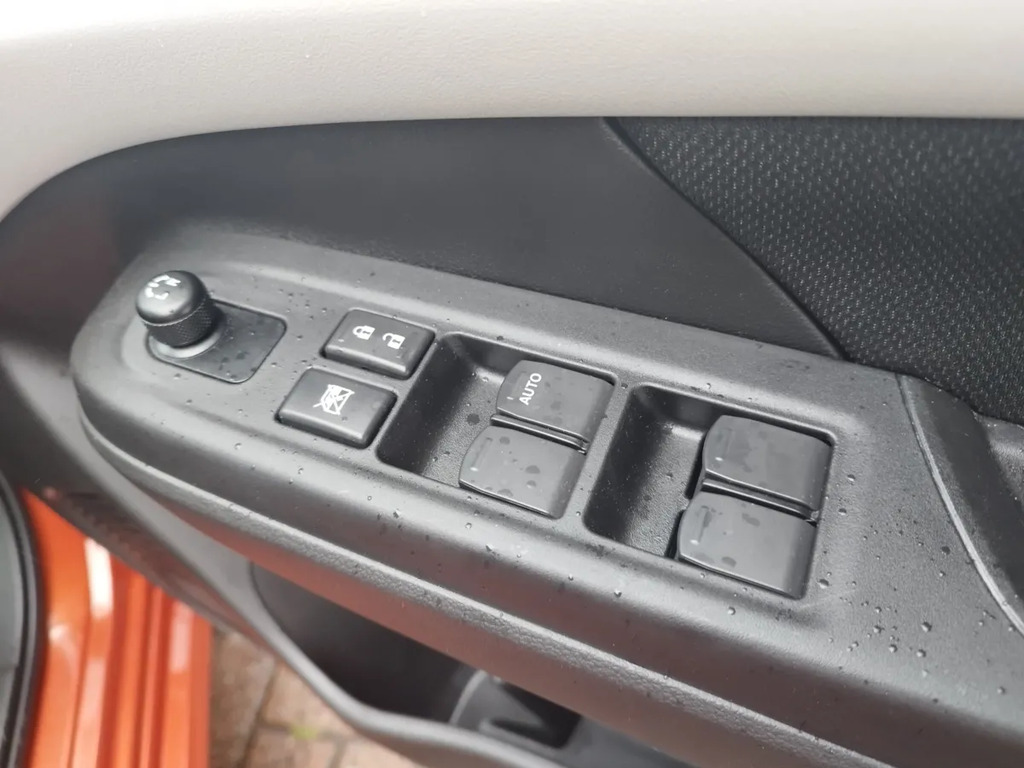 Suzuki Swift 1.2 Mild Hybrid Motion Cvt White #20