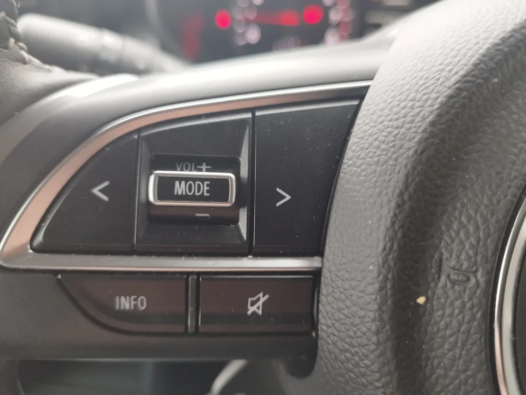 Suzuki Swift 1.2 Mild Hybrid Motion Cvt White #23