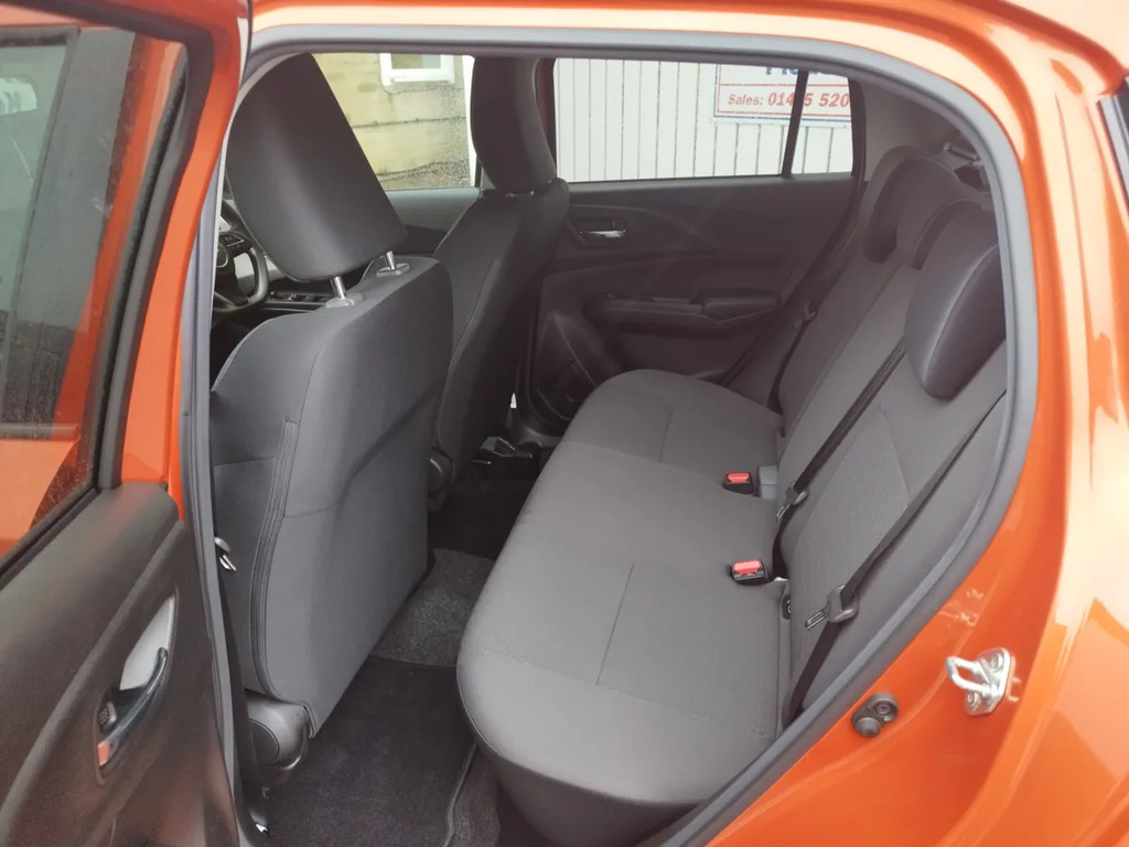 Suzuki Swift 1.2 Mild Hybrid Motion Cvt White #16