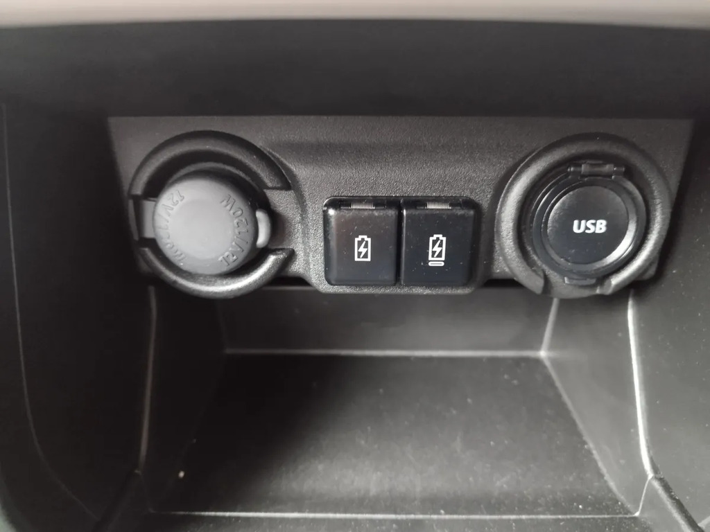 Suzuki Swift 1.2 Mild Hybrid Motion Cvt White #32