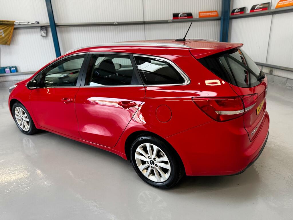 Kia Ceed Ceed 2 Isg Crdi S-a Red #3