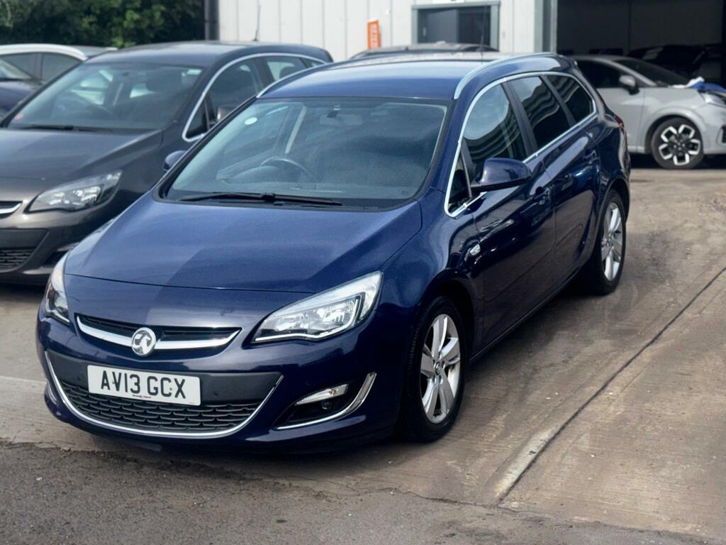 Vauxhall Astra Estate AV13GCX #2