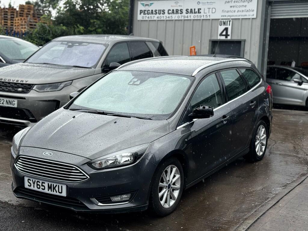 Ford Focus 1.0 Titanium Estate. Low Road Tax. Fresh Cambelt E Brown #2