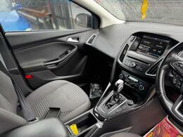 Ford Focus 1.0 Titanium Estate. Low Road Tax. Fresh Cambelt E Brown #20