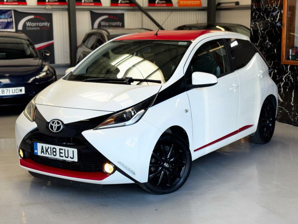 Toyota Aygo Hatchback AK18EUJ #2