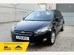 Ford Focus Hatchback  #5