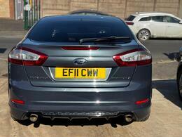 Ford Mondeo Hatchback Silver #17