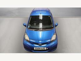 Toyota Aygo Hatchback Blue #17