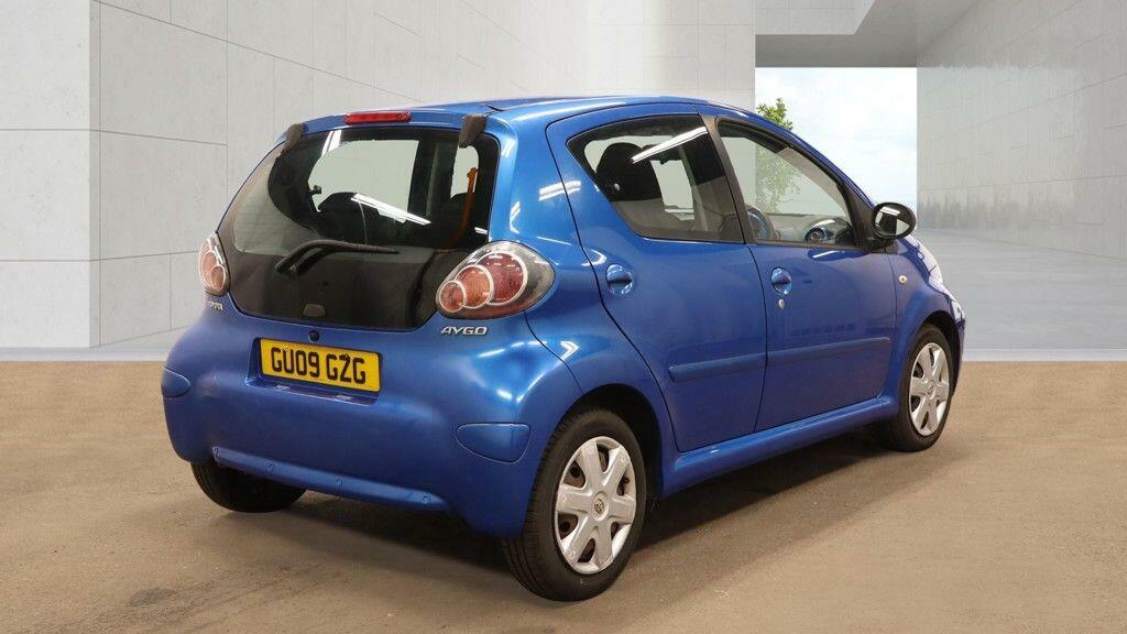 Toyota Aygo Hatchback  #4