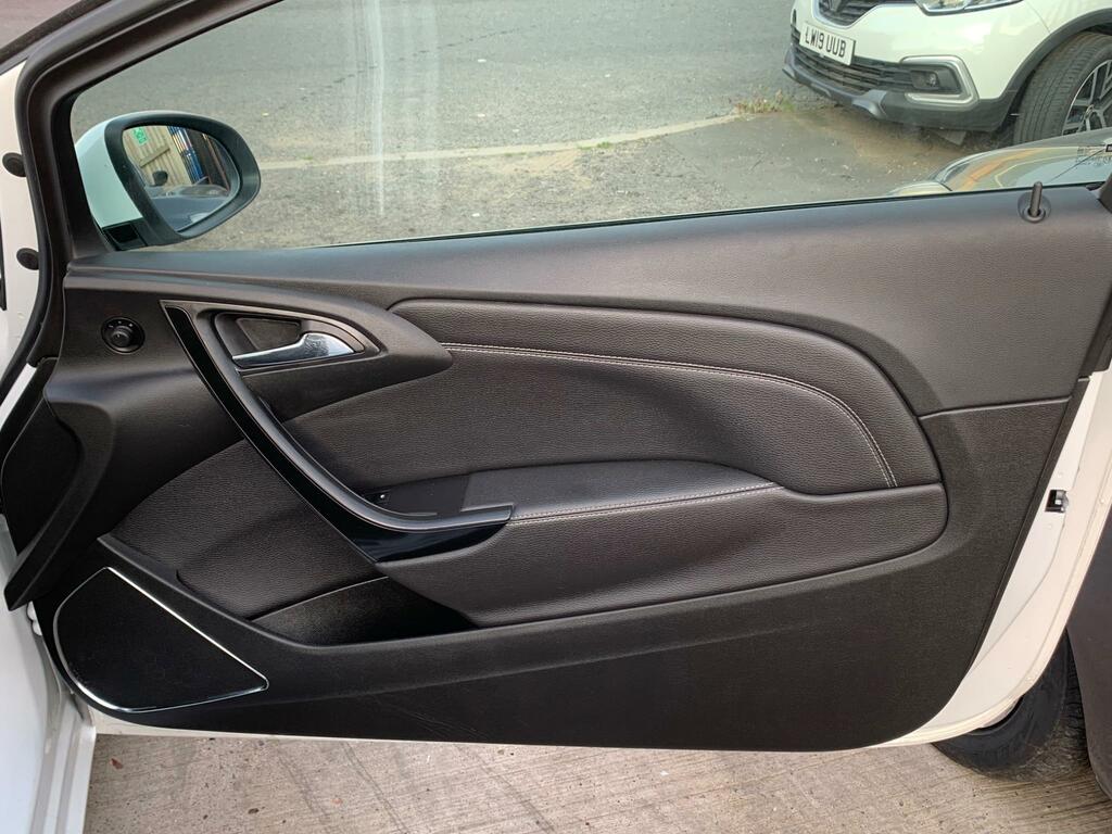 Vauxhall Astra GTC Sri  #10