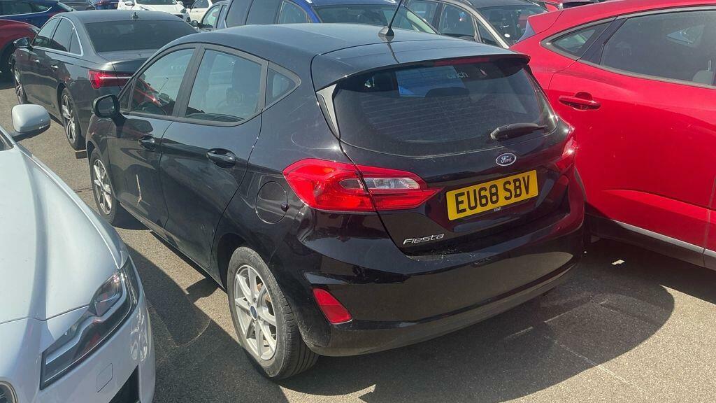 Ford Fiesta Hatchback EU68SBV #3