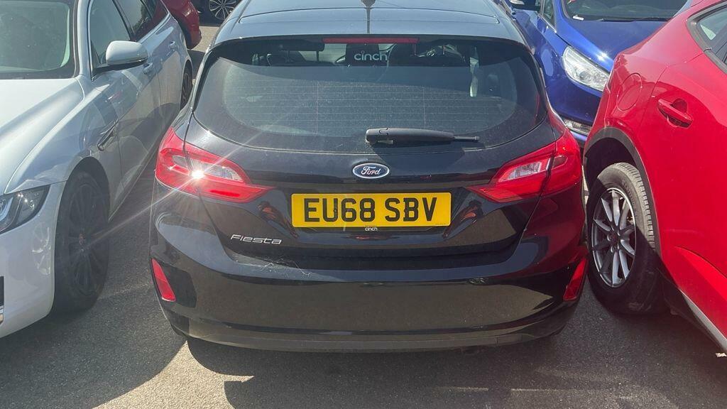 Ford Fiesta Hatchback EU68SBV #5